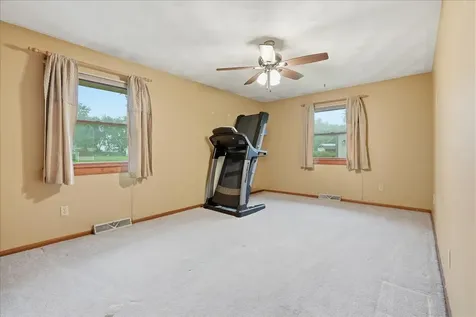 404 Clayton Drive Watseka IL 60970