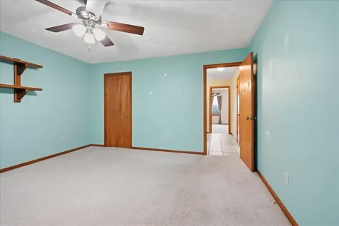 404 Clayton Drive Watseka IL 60970