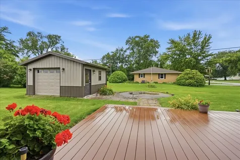 404 Clayton Drive Watseka IL 60970