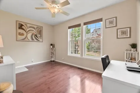 1225 Mallard Lane Hoffman Estates IL 60192