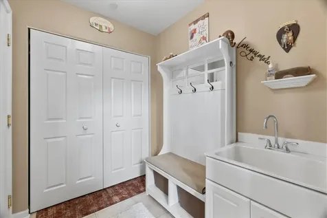 1225 Mallard Lane Hoffman Estates IL 60192