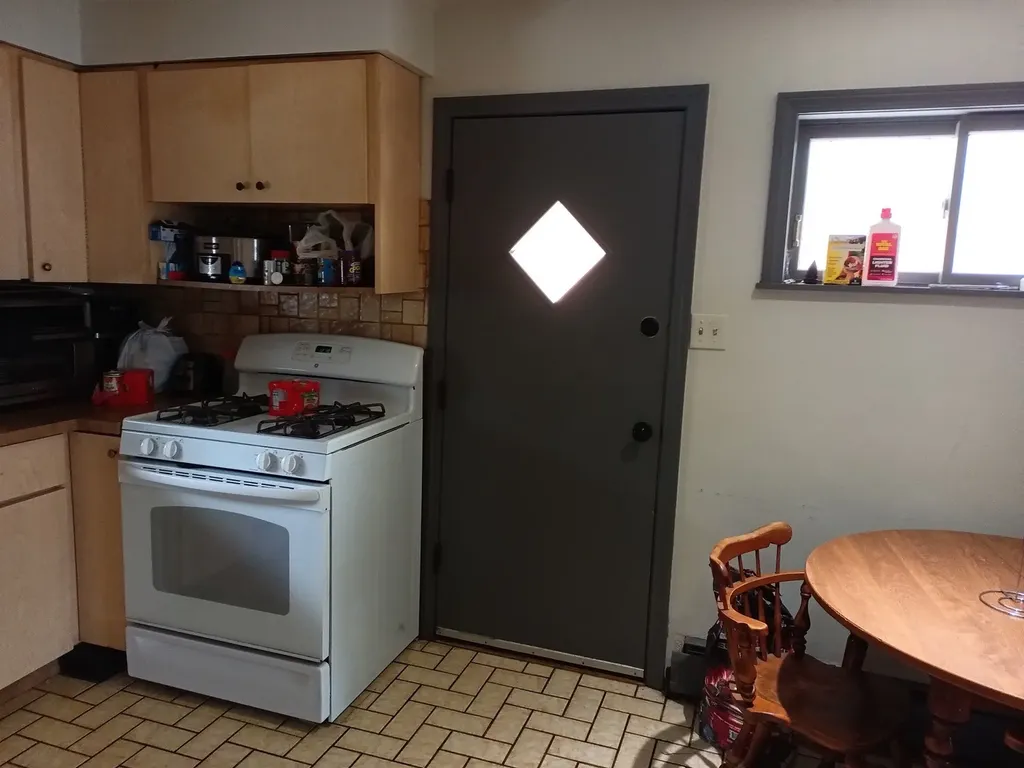 3253 North Oconto Avenue Chicago IL 60634