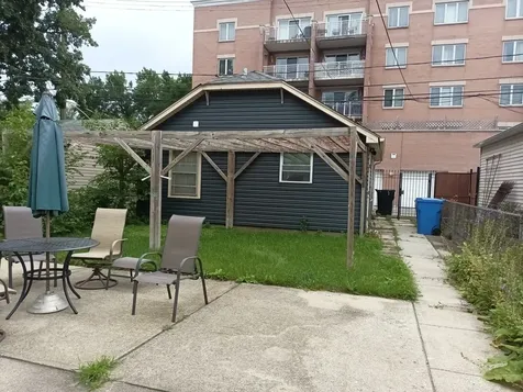 3253 North Oconto Avenue Chicago IL 60634