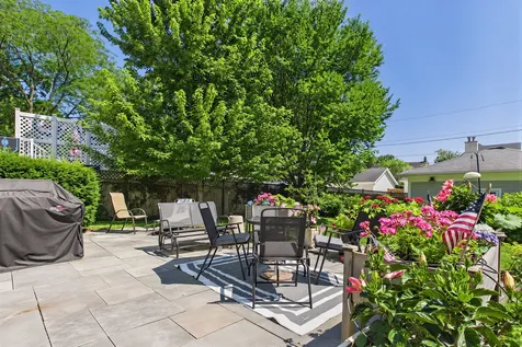 1050 Spruce Street Winnetka IL 60093