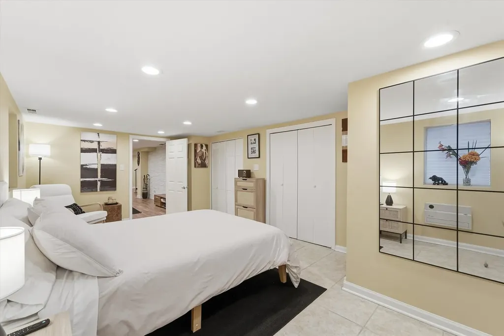 3619 South Parnell Avenue Chicago IL 60609