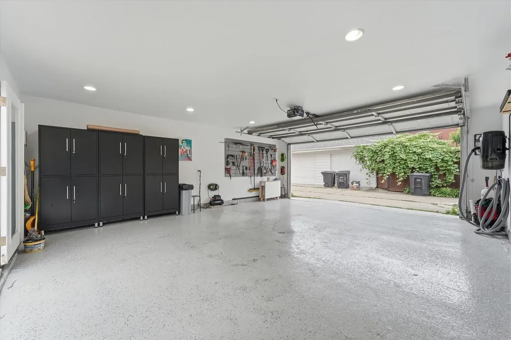 3619 South Parnell Avenue Chicago IL 60609