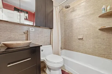 3619 South Parnell Avenue Chicago IL 60609