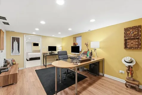 3619 South Parnell Avenue Chicago IL 60609
