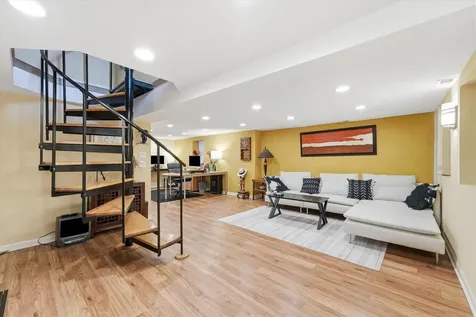 3619 South Parnell Avenue Chicago IL 60609