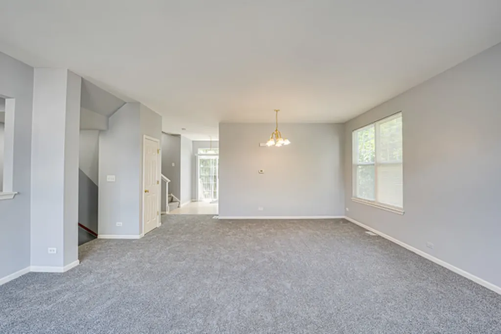 3355 Kentshire Circle Aurora IL 60504