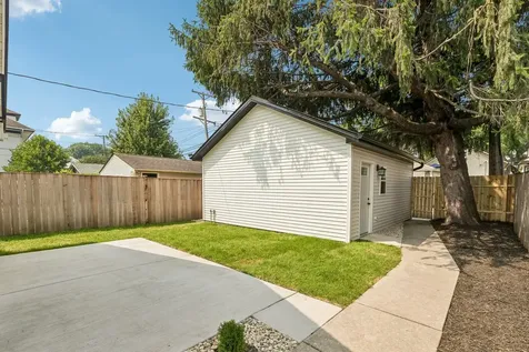 515 South Oak Park Avenue Oak Park IL 60304