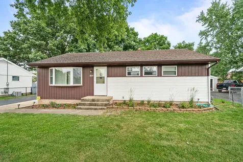 1006 Copper Drive Machesney Park IL 61115
