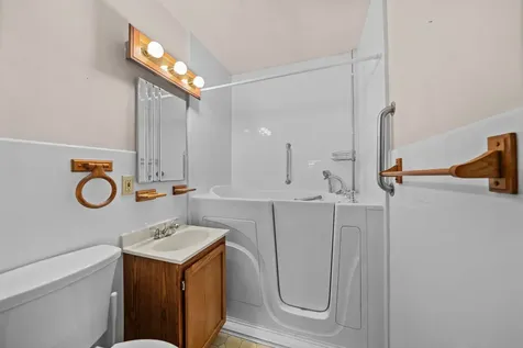 1006 Copper Drive Machesney Park IL 61115