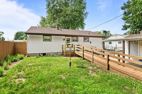 1006 Copper Drive Machesney Park IL 61115