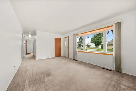 1006 Copper Drive Machesney Park IL 61115