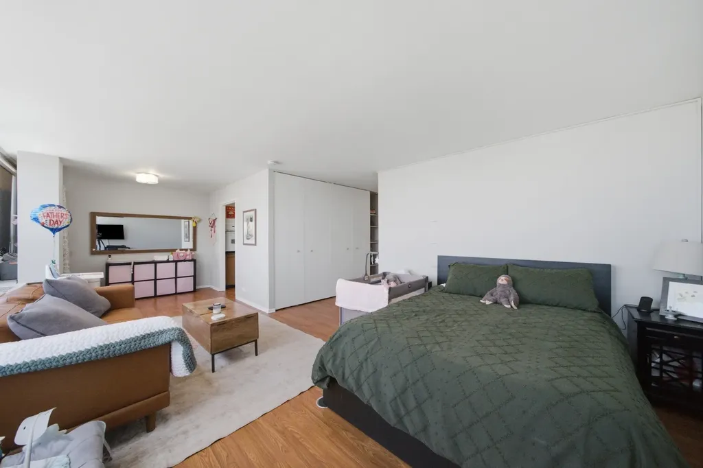 3550 North Lake Shore Drive Chicago IL 60657
