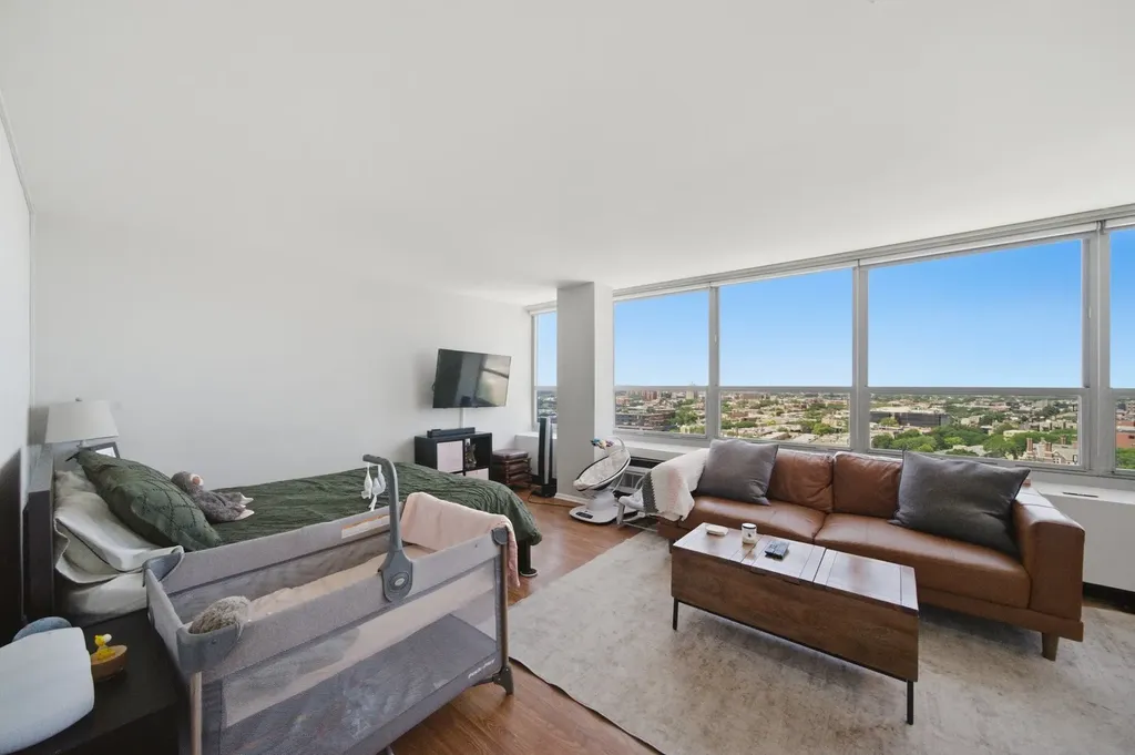 3550 North Lake Shore Drive Chicago IL 60657