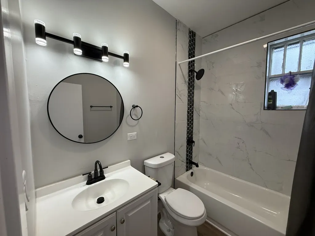 13410 South Brandon Avenue Chicago IL 60633