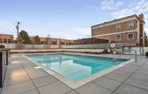 2611 North Hermitage Avenue Chicago IL 60614