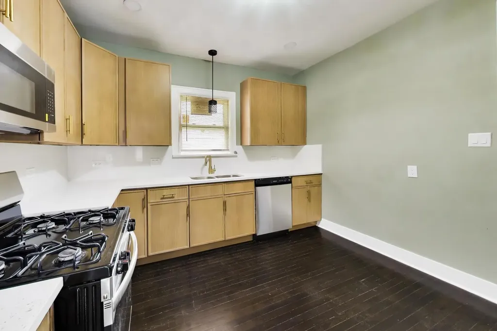 11437 South Normal Avenue Chicago IL 60628