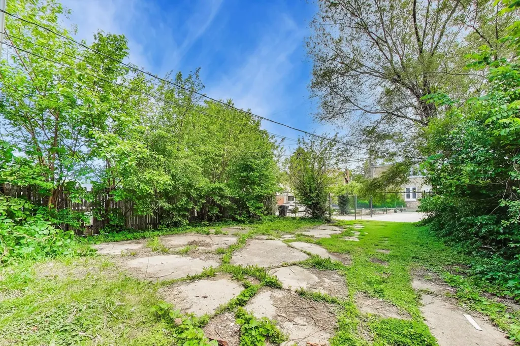 11437 South Normal Avenue Chicago IL 60628