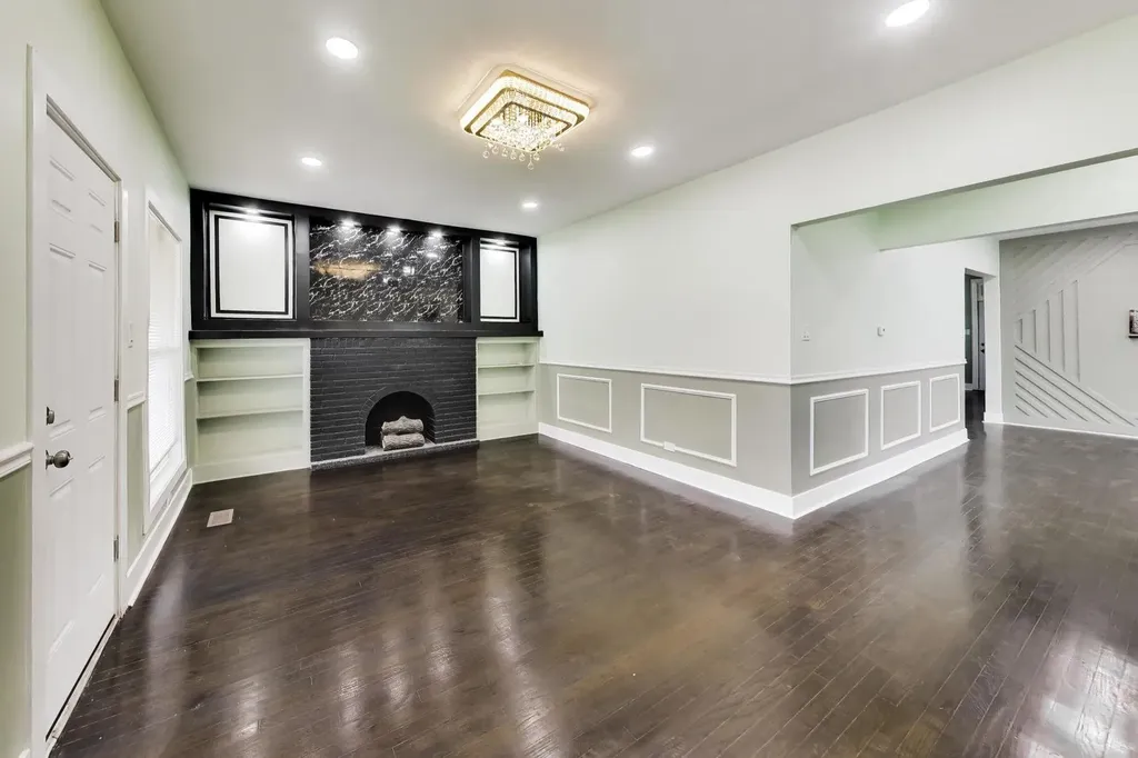11437 South Normal Avenue Chicago IL 60628