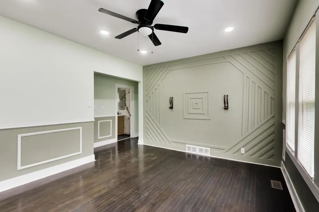 11437 South Normal Avenue Chicago IL 60628