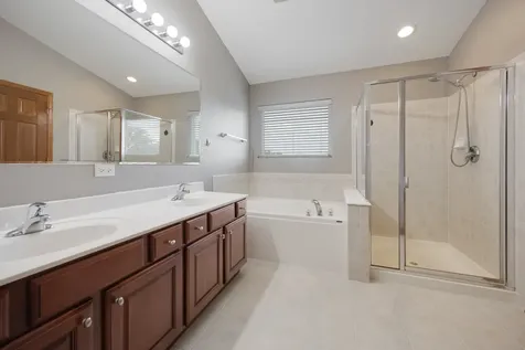 407 Bluegrass Parkway Oswego IL 60543
