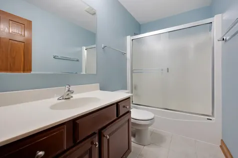 407 Bluegrass Parkway Oswego IL 60543