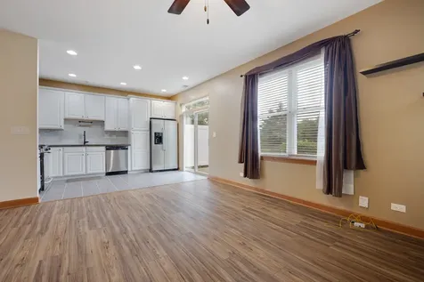 407 Bluegrass Parkway Oswego IL 60543