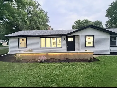 405 Richton Road Steger IL 60475