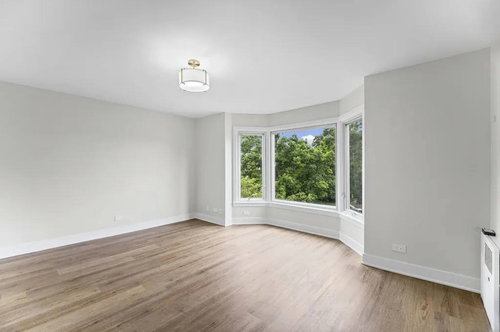 2400 Archbury Drive Park Ridge IL 60068