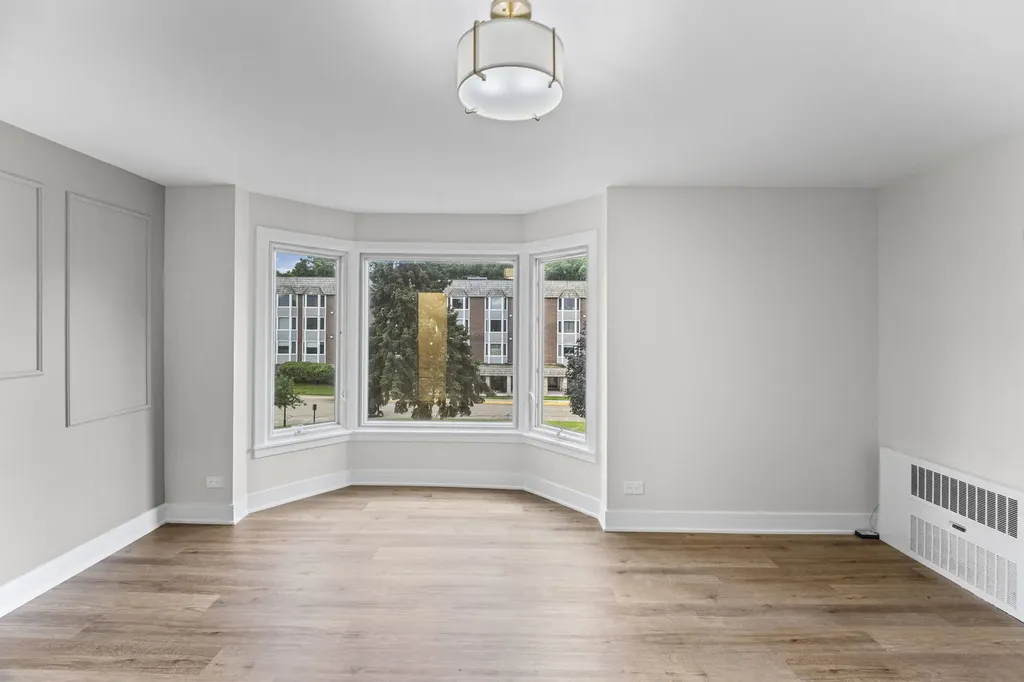 2400 Archbury Drive Park Ridge IL 60068
