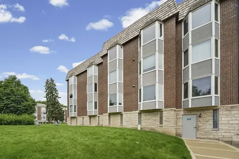 2400 Archbury Drive Park Ridge IL 60068