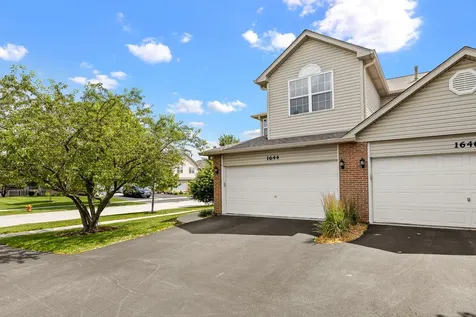 1644 Windward Avenue Naperville IL 60563
