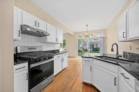 1644 Windward Avenue Naperville IL 60563