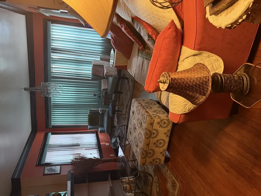 7419 South Rhodes Avenue S Chicago IL 60619