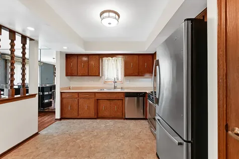 4011 West 97th Street Oak Lawn IL 60453