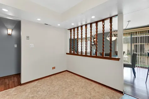 4011 West 97th Street Oak Lawn IL 60453