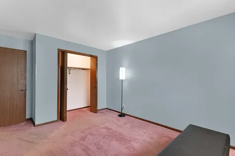 4011 West 97th Street Oak Lawn IL 60453