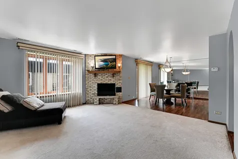 4011 West 97th Street Oak Lawn IL 60453