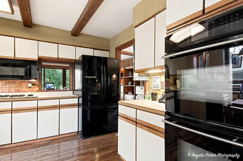 213 River Drive Trout Valley IL 60013