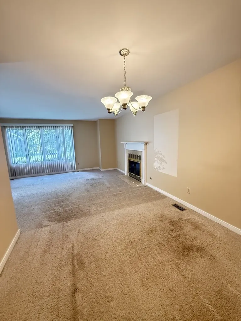 2851 Garden Drive Lisle IL 60532
