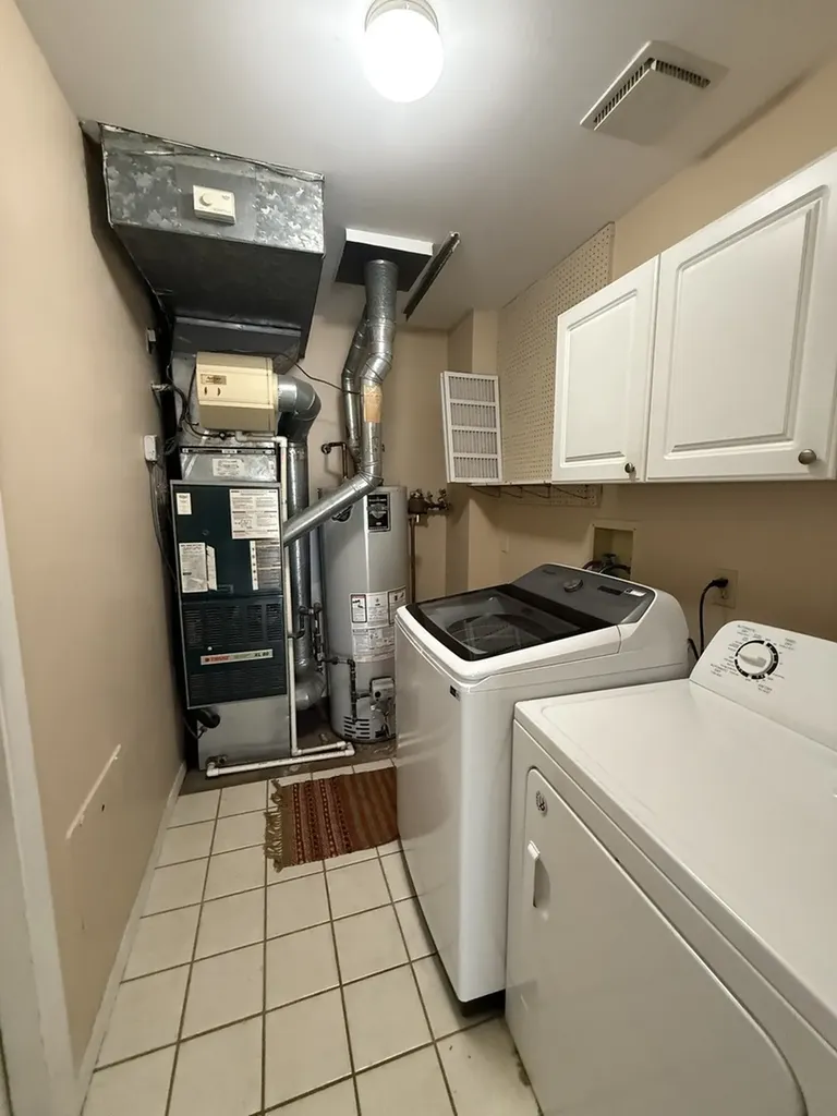 2851 Garden Drive Lisle IL 60532