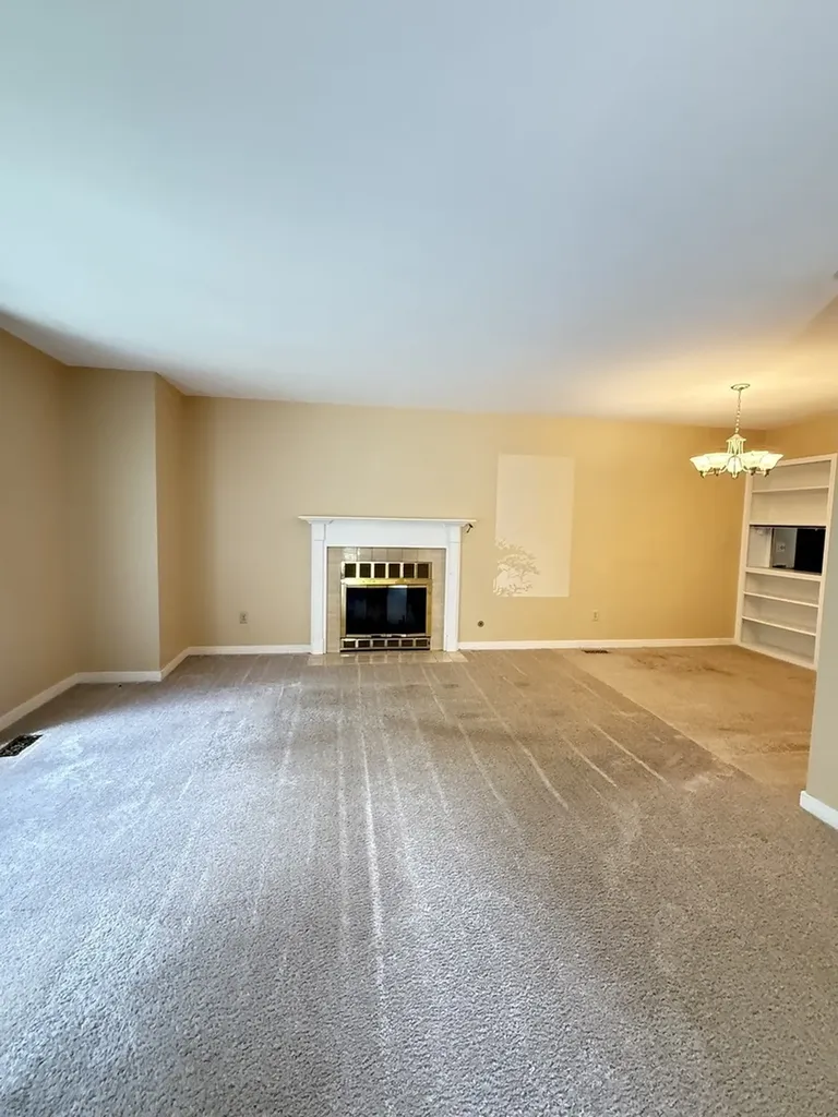 2851 Garden Drive Lisle IL 60532
