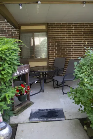437 Cavalier Court West Dundee IL 60118