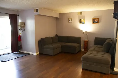 437 Cavalier Court West Dundee IL 60118