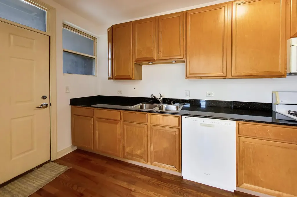 5115 North Kenmore Avenue Chicago IL 60640
