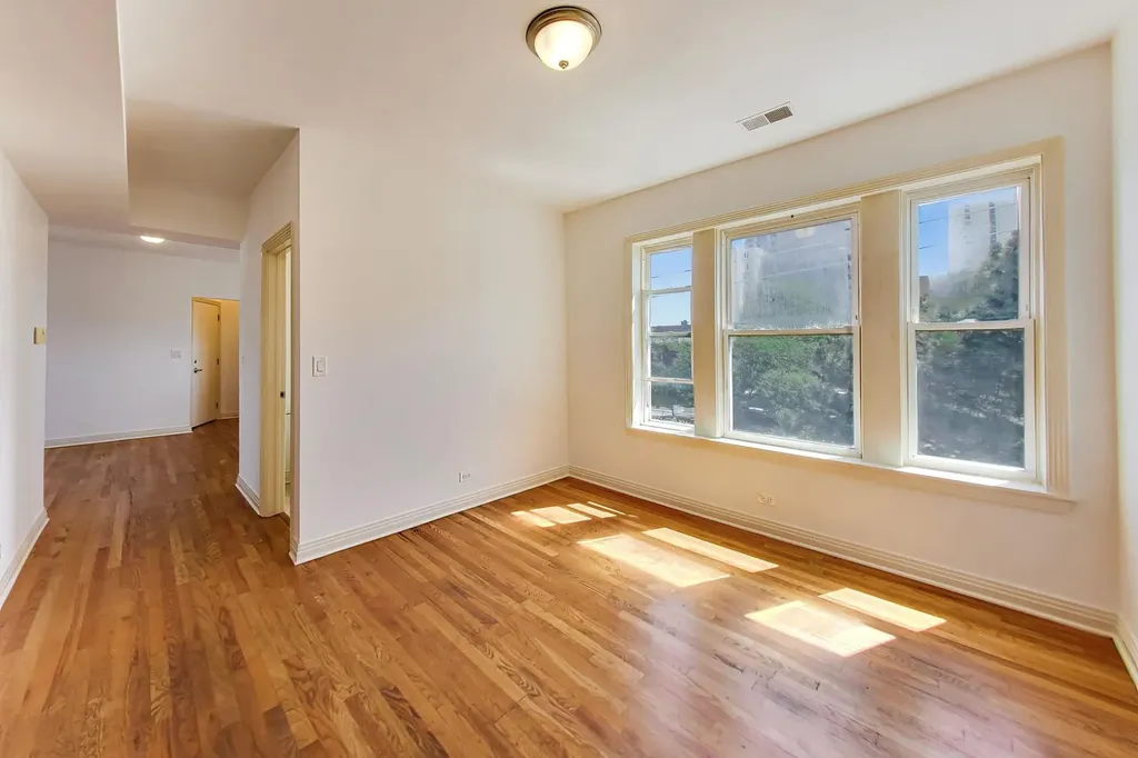 5115 North Kenmore Avenue Chicago IL 60640