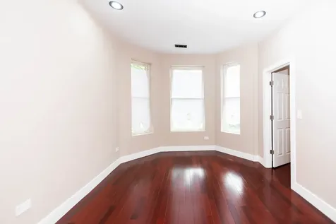 3902 West Fillmore Street Chicago IL 60624
